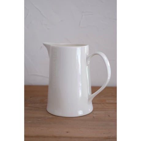 再入荷！ピシェ（水差し）