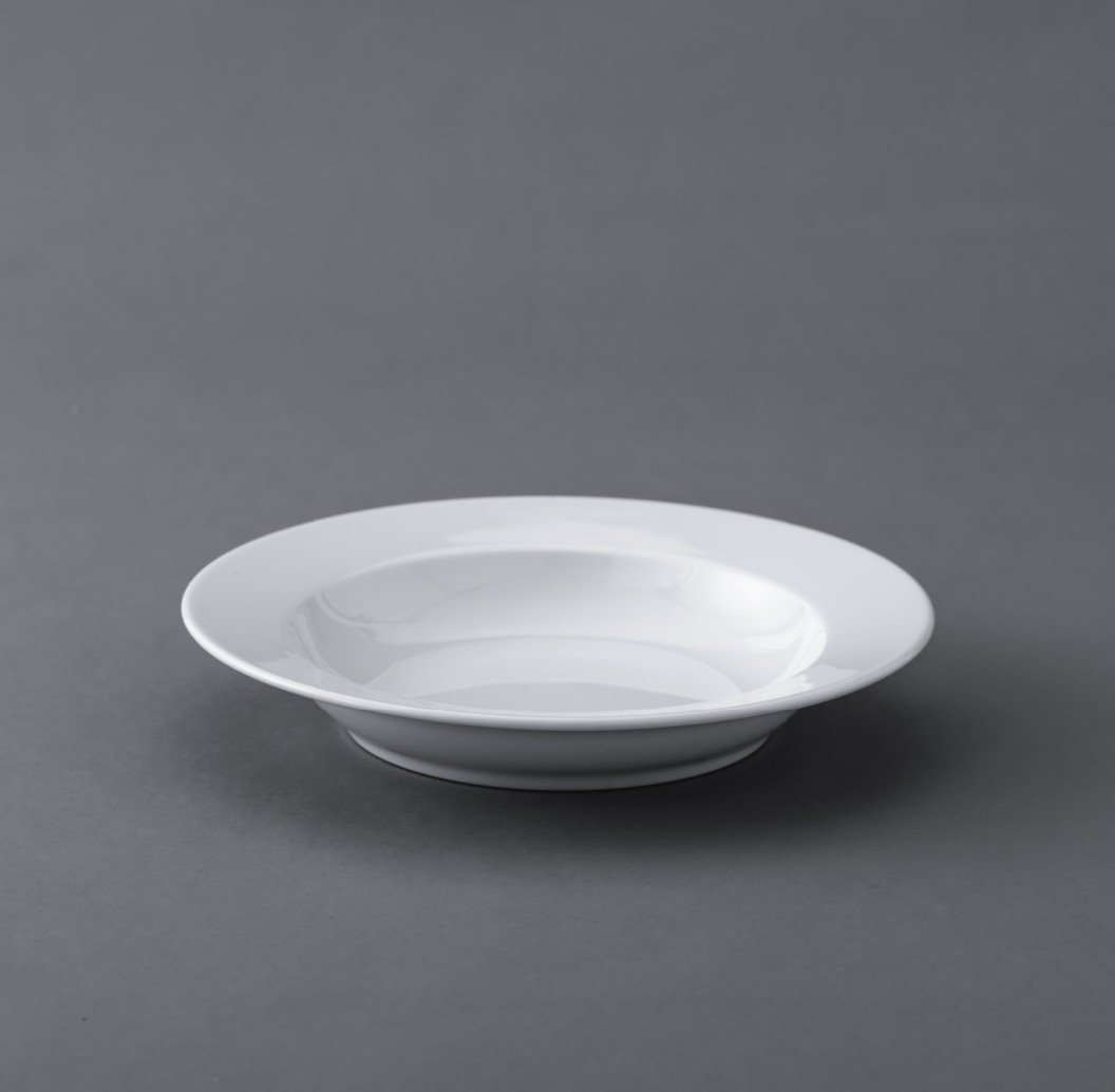 CH. PILLIVUYT & CIE 19世紀 ホワイトプレート CH. PILLIVUYT & CIE 19世紀 ホワイトプレート