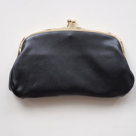 シープレザーウォレット　BLACK