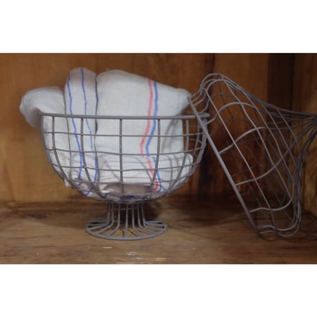 Restock!ワイヤーの蓋つきキャニスター