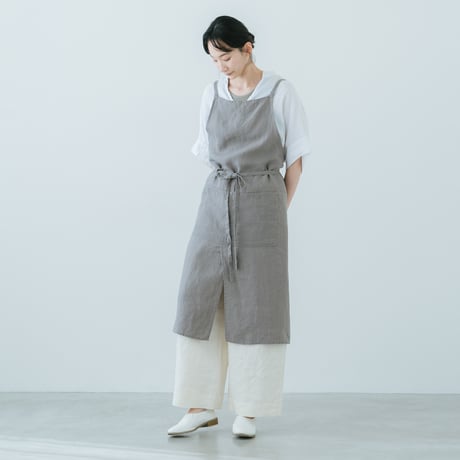 SONORO リネンフロントスリットエプロンダークグレイ