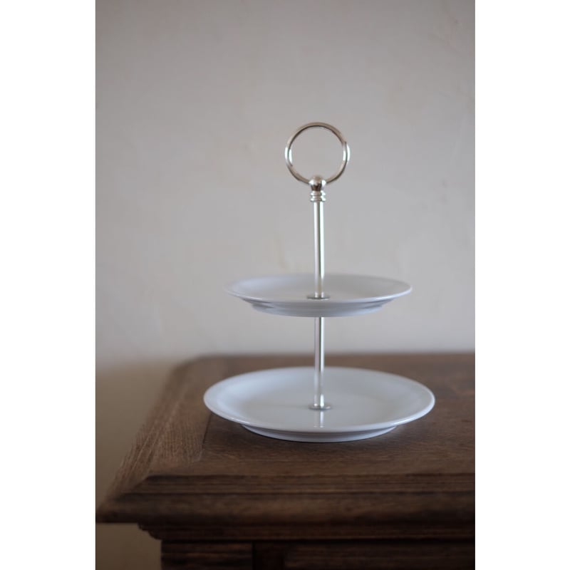 Petit Cake Stand ヴィンテージ　2段ケーキスタンド Adelaide 2段ケーキスタンド – ATELIER ONLINE