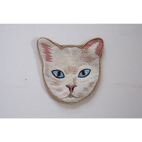 キャット刺繍ポーチ