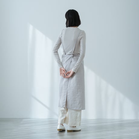 SONORO リネンフロントスリットエプロンライトグレイ