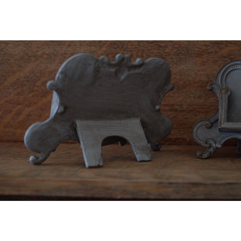 アンティークのようなカードスタンド | NORICOCCO STORE