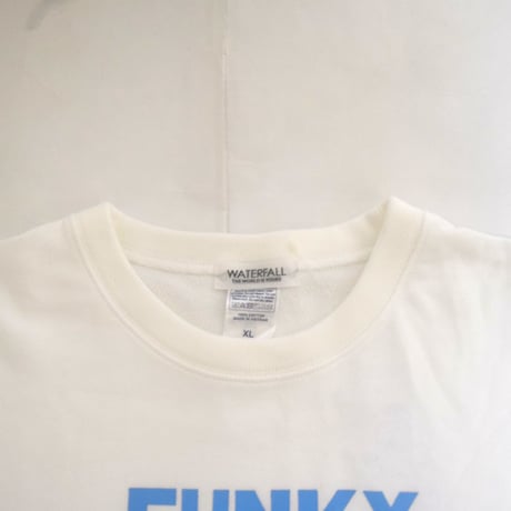 「猫ドラム」レコードワッペン猫ツアースウェット  ホワイト M/L/XL WATERFALLオリジナル商品