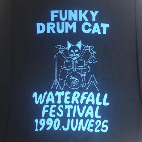 「猫ドラム」レコードワッペン猫ツアースウェット  ブラック M/L/XL WATERFALLオリジナル商品