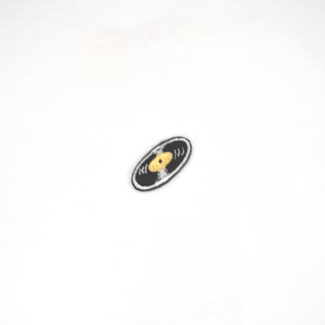 「 レコードワッペンワンポイントTシャツ（※レディース）」　ホワイト　WATERFALL　WM / WL