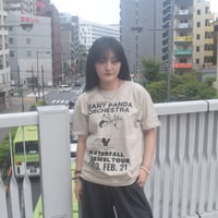 「シャンシャンバイオリン」パンダツアーTシャツ サンド  S/M/L/XL WATERFALLオリジナル