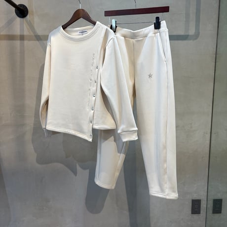 2509801　3D裏ボアパンツ