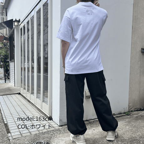 2501120A  ユニセックス半袖Tシャツ