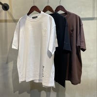 2501120A  ユニセックス半袖Tシャツ