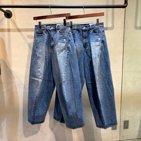 2510803 3Dバレルレックデニムパンツ