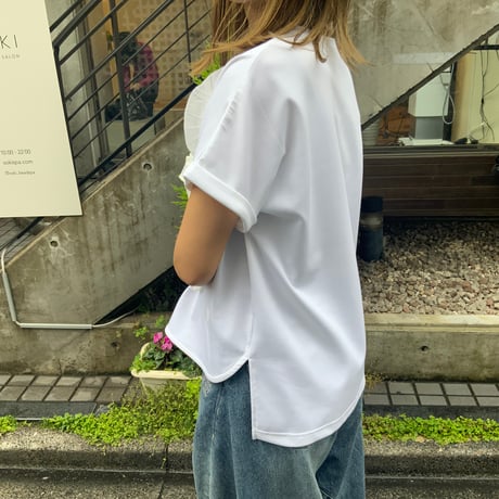 2601104  モチーフ付きカットソー