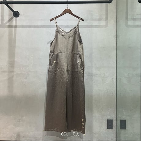 2410804 サテン裾ドロストサロペットパンツ