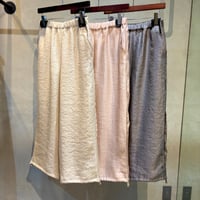 2510806 サテン裾ドロストワイドパンツ