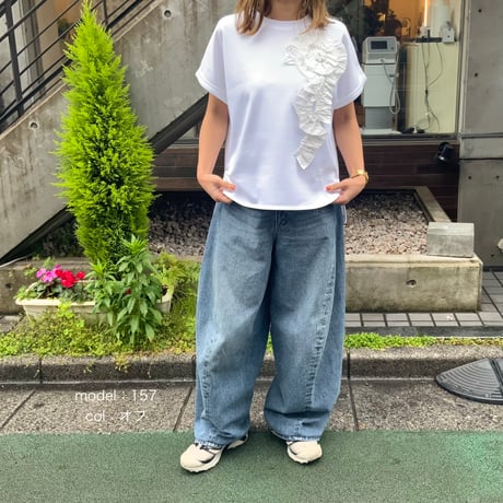 2601104  モチーフ付きカットソー
