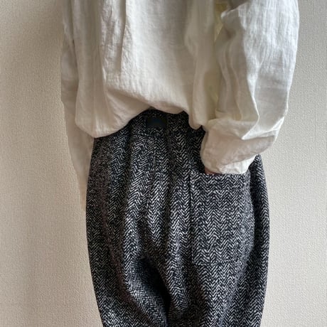 寒い日に手放せないウールのようなフリース。House.のスタンダードパンツ