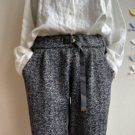 寒い日に手放せないウールのようなフリース。House.のスタンダードパンツ