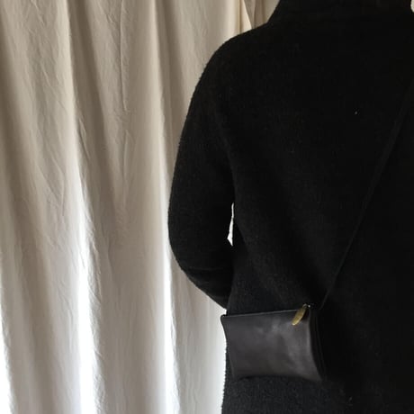 定番の色。レザーポーチ(wallet set)
