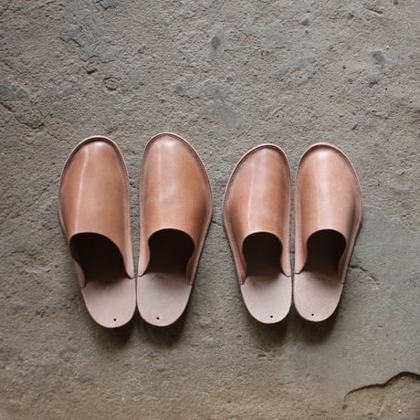 CATEGORY Roomshoes | On the river WEB STORE