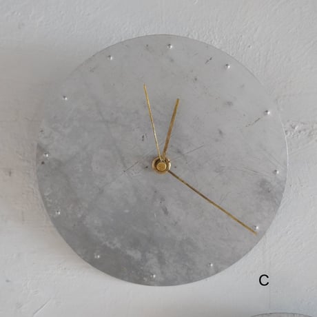 何気なく時を知らせる。Wall Clock