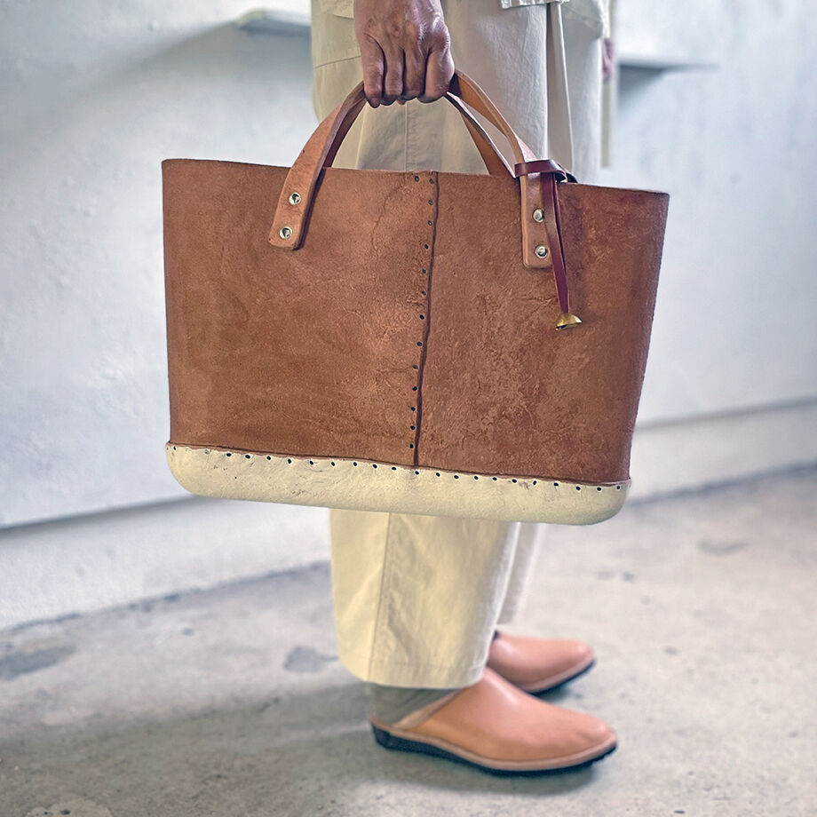 VANヌメ皮バック CI-VA 1293 VOLANATO ヴォラナト / チーバ 三日月型 ヌメ革 牛革 2WAY