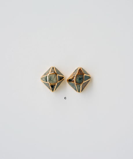 ランダムカットS【ピアス/イヤリング】b,c