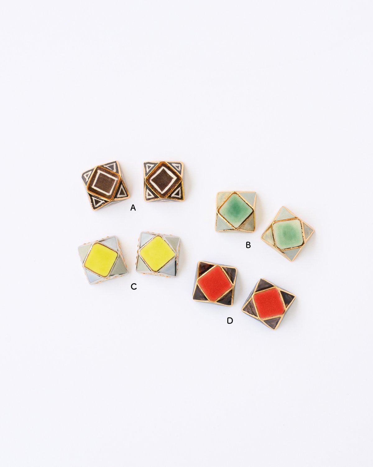 Kayaさま　ピアスチャーム２点ポーチ１点 トリーバーチ TORY BURCH ピアス アクセサリー 87092 700 ハート