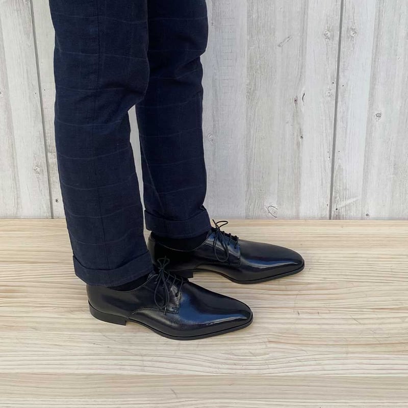 新品未使用品✨定価3万超　MON MODEL プレーントゥ　マッケイ製法　革靴 MON MODEL 本革 プレーントゥ ビジネスシューズ 手染めアンティーク黒