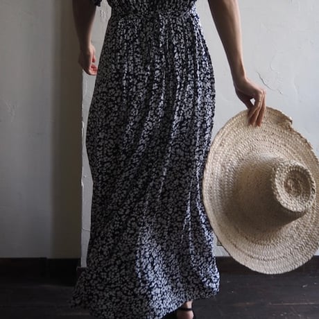 V neck flare dress