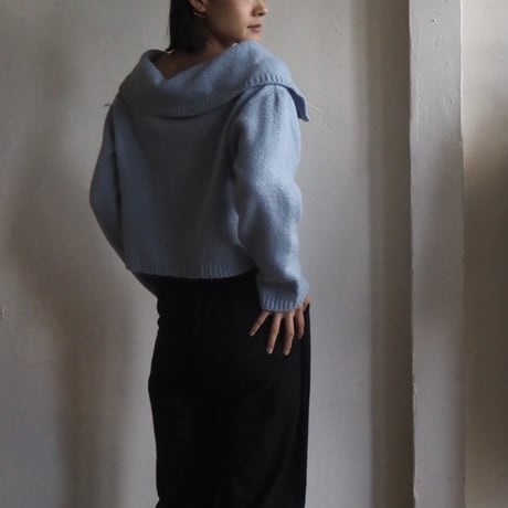 big collar cardigan