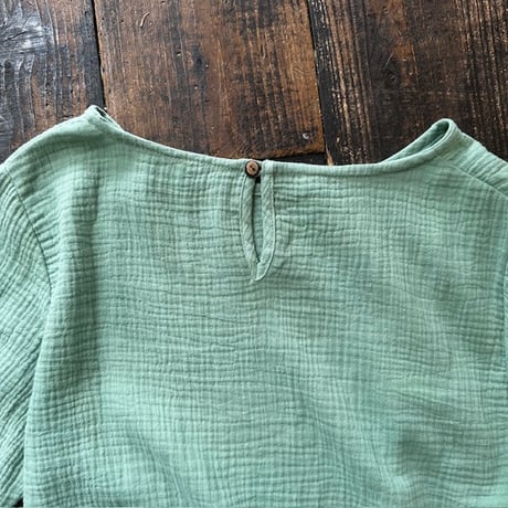 waffle gaze simple tops