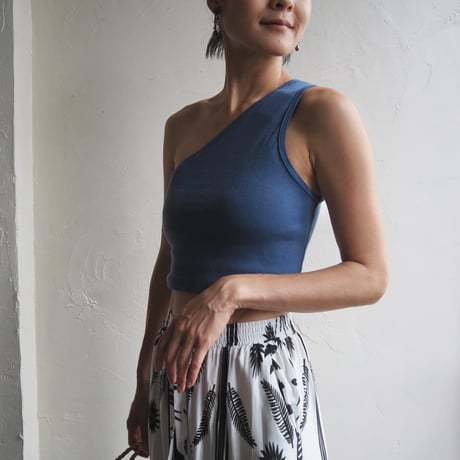 one shoulder tops