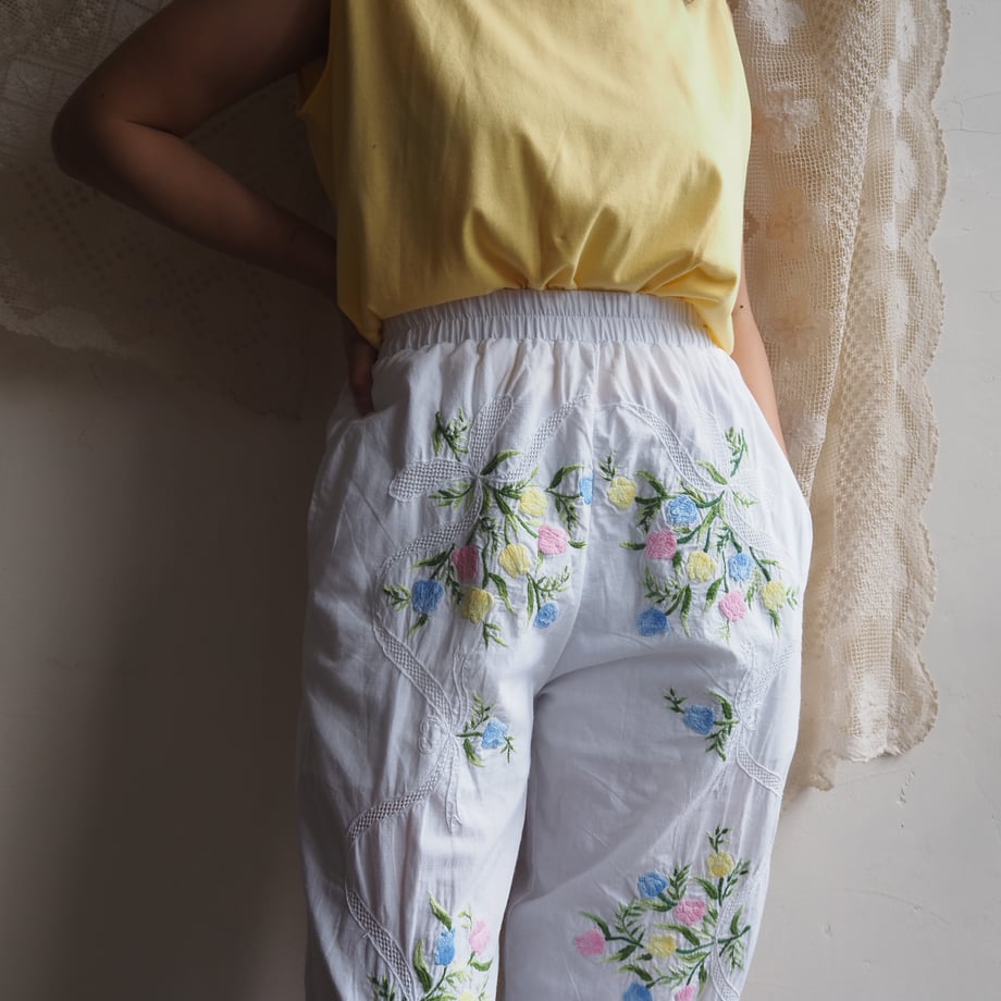 6a37710c1052513dc1d339c2