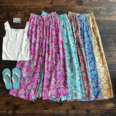 floral relax pants