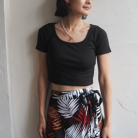 square neck cropped T - shirt