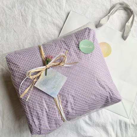 gift wrapping