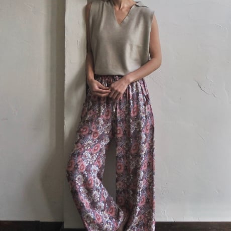 floral relax pants