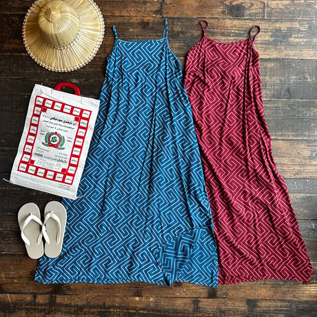 arrange strap one-piece