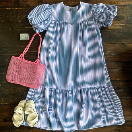 puff sleeve flare dress