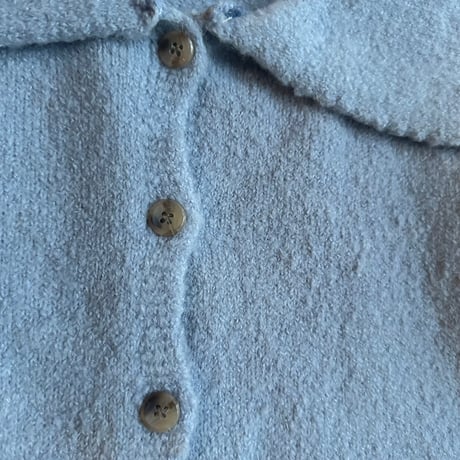 big collar cardigan