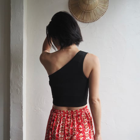 one shoulder tops