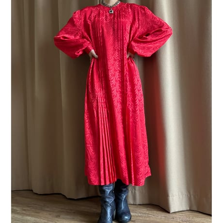 赤ワンピース | STORES