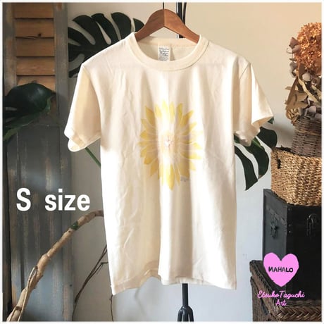 S.O.S×Etsu　LOVE flowerTシャツ