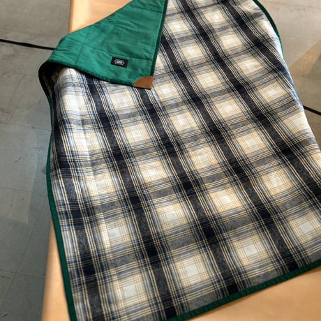 MOUNTAIN BLANKET