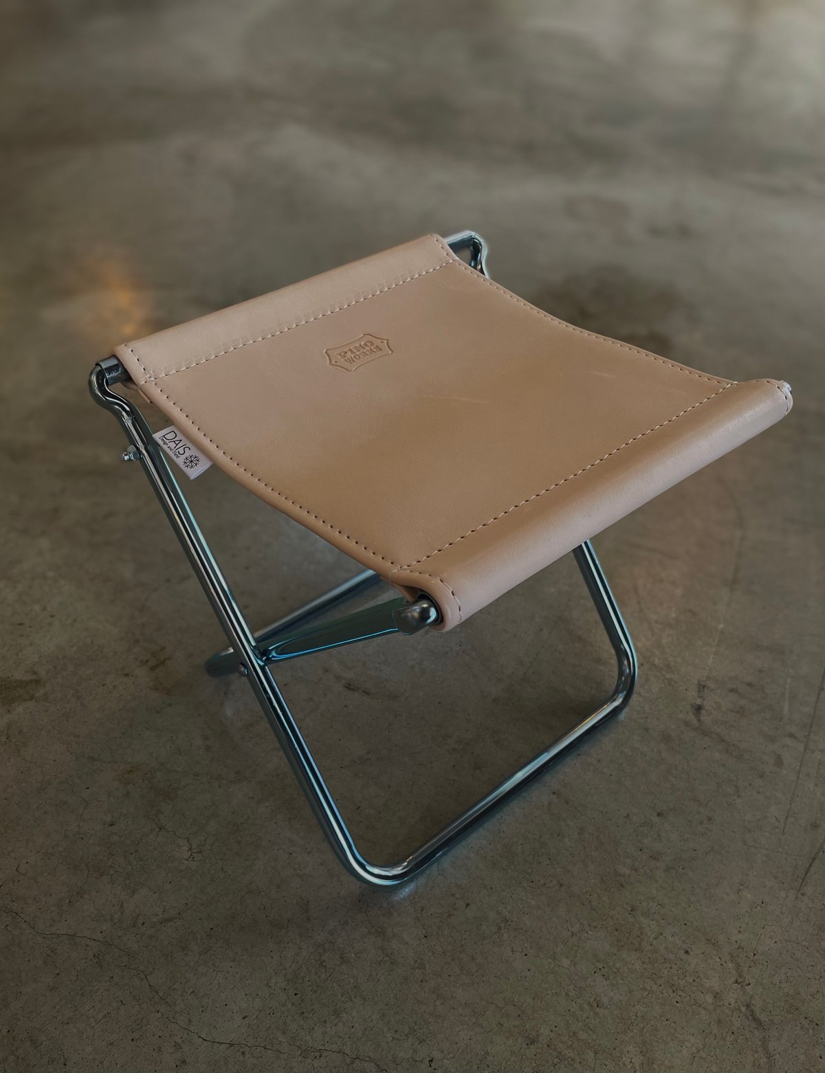DAIS×PW PICNIC LEATHER CHAIR | pinoworks DAIS×PW PICNIC LEATHER CHAIR | pinoworks