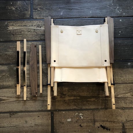OUTSIDE IN×PINOWORKS  KACHA-KACHA MIDレザーチェア