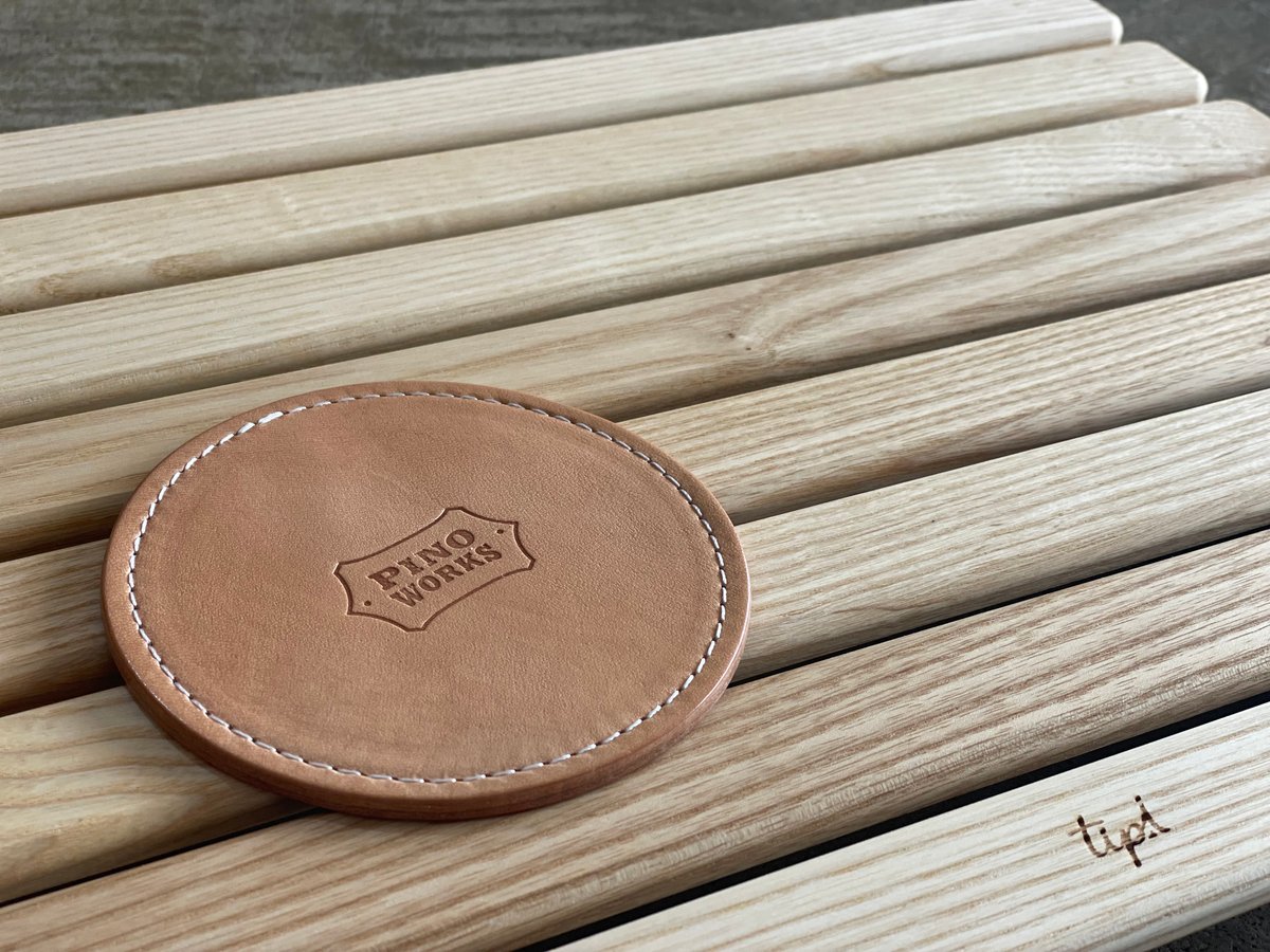 OIL LEATHER COASTER | pinoworks