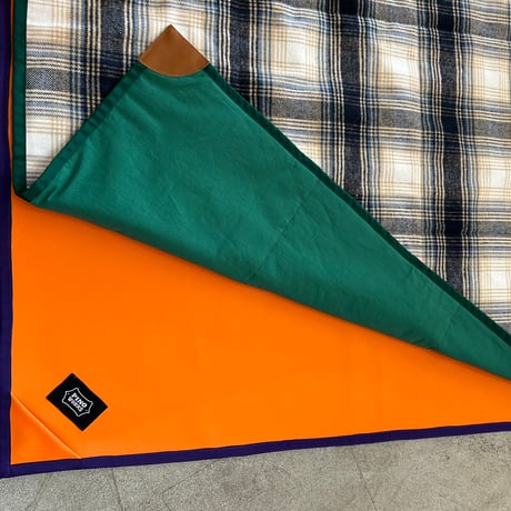 MOUNTAIN BLANKET